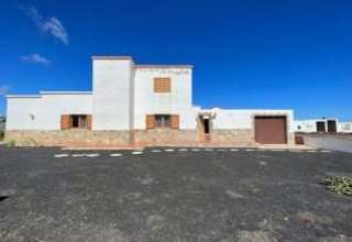 联排别墅 出售 进入 Tinajo, Lanzarote. 