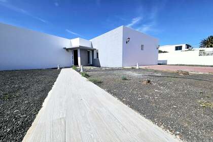 Villa's verkoop in Tahiche, Teguise, Lanzarote. 